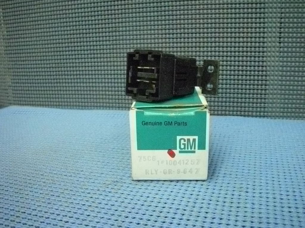 1982 - 1986 Chevrolet GM Power Antenna, Headlight Actuator Relay NOS # 10041257