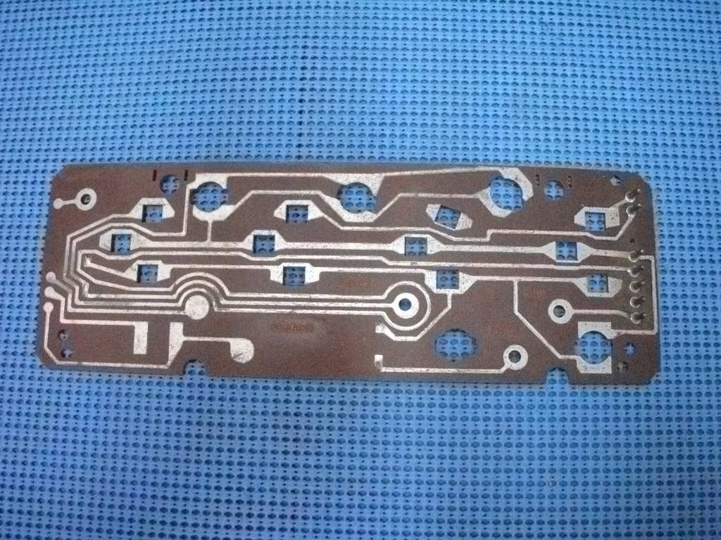 19XX GM Instrument Cluster Printed Circuit Board NOS # 8985071