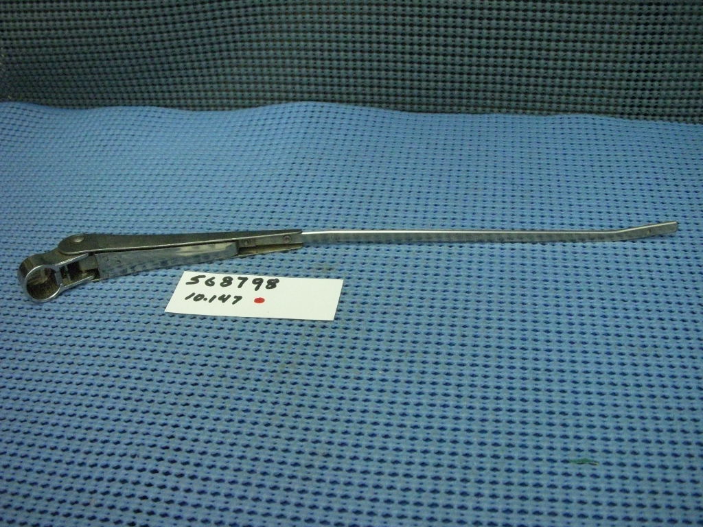 1956 Oldsmobile Right Hand Windshield Wiper Arm NOS # 568798