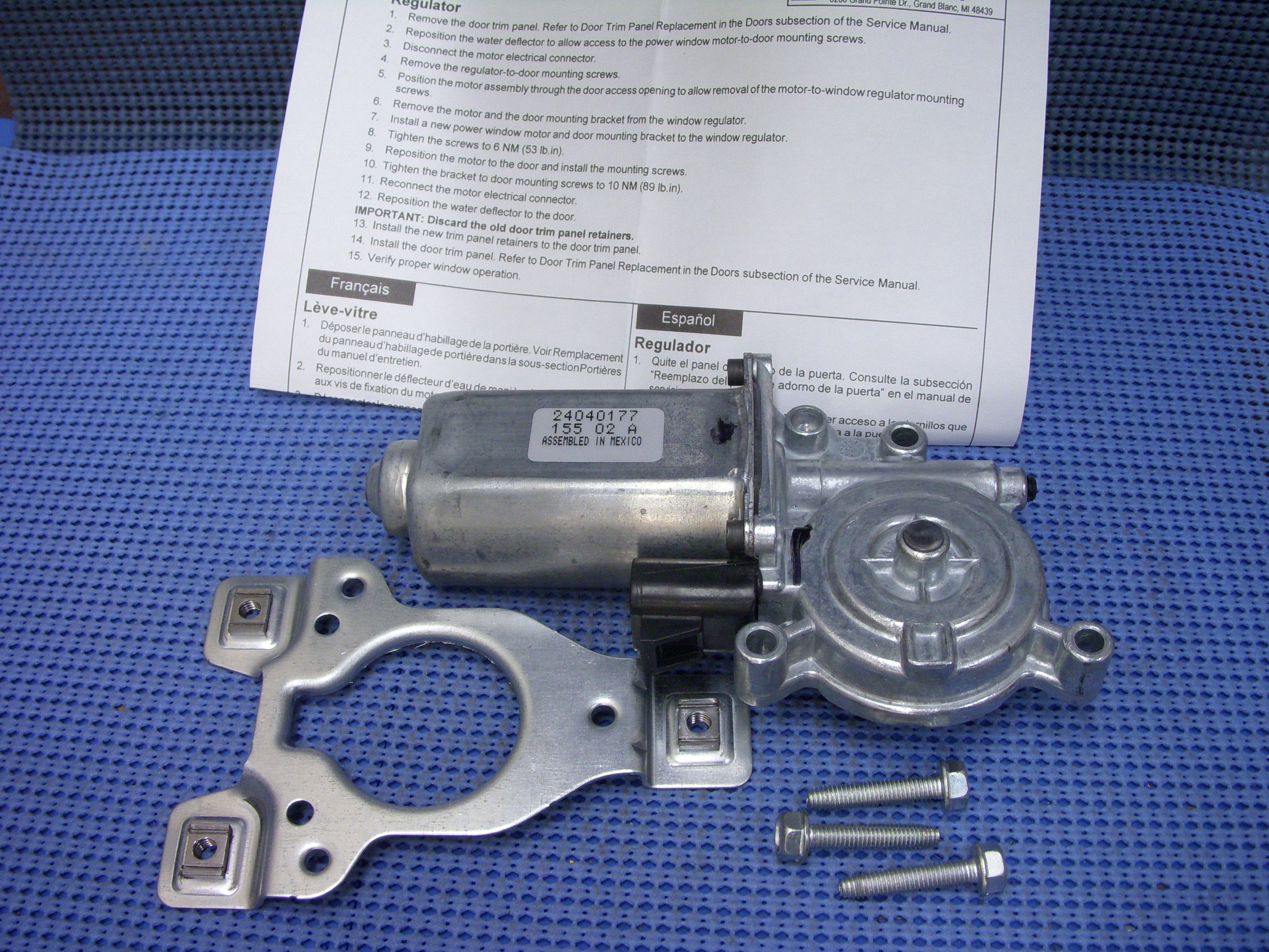 1997 - 2005 GM Right Hand Window Lift Motor Kit NOS # 88951546