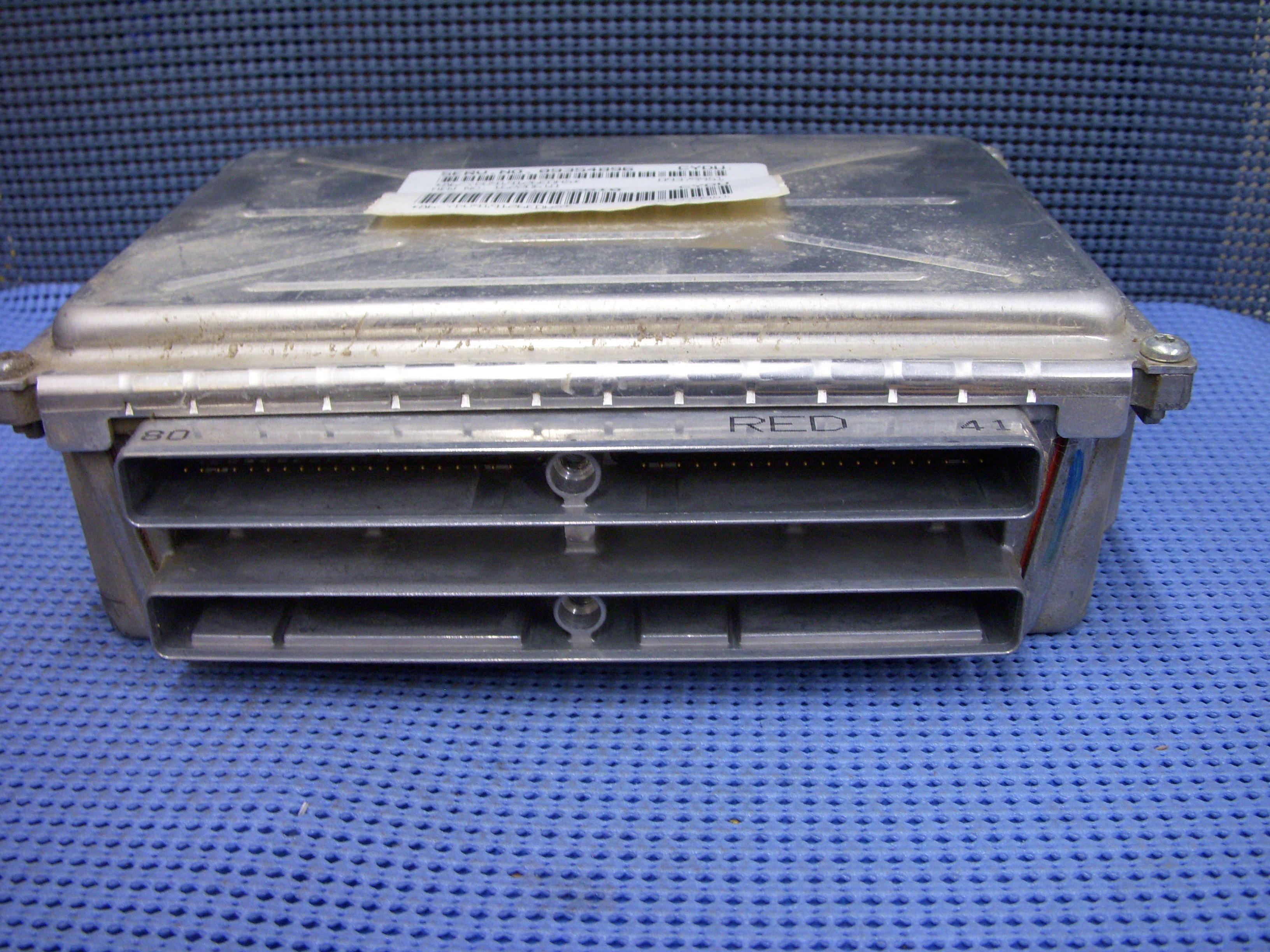 1999 - 2002 GM and GMC Engine Computer Module NOS # 9354896
