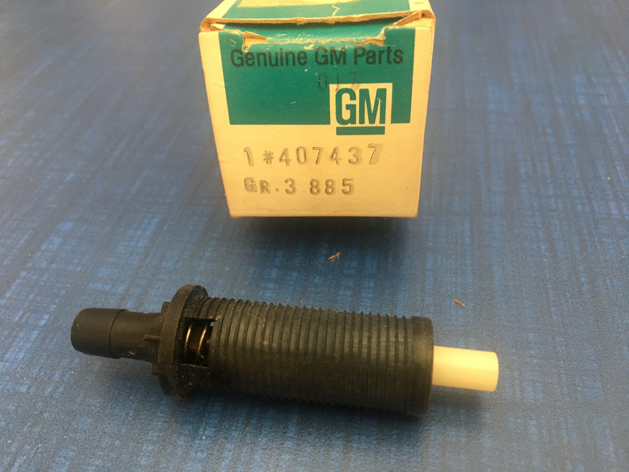 1971 1991 General Motors NOS Cruise Control Vacuum Release Valve GM