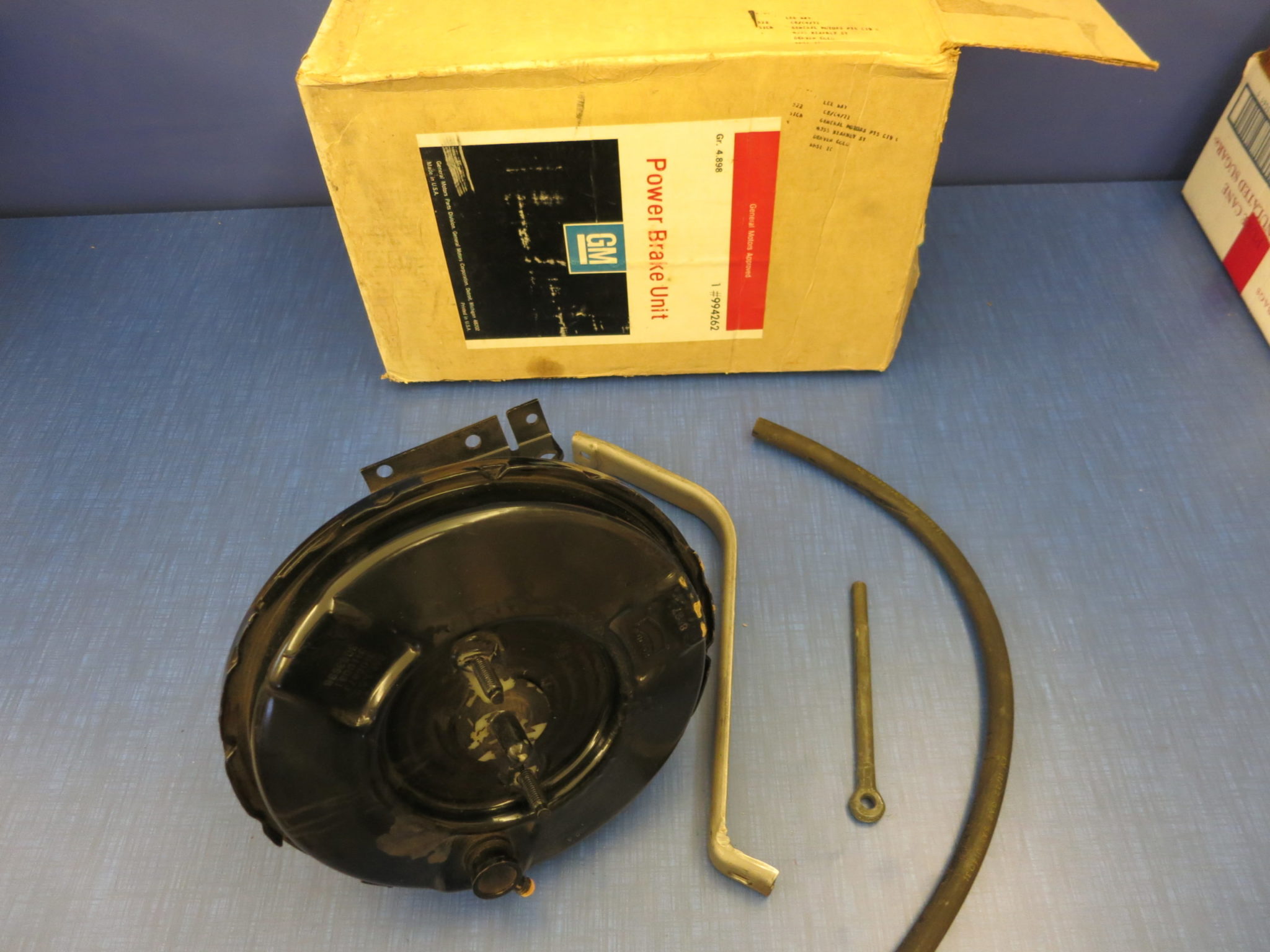 1971? Chevrolet Truck NOS Bendix Power Brake Vacuum Cylinder Package GM