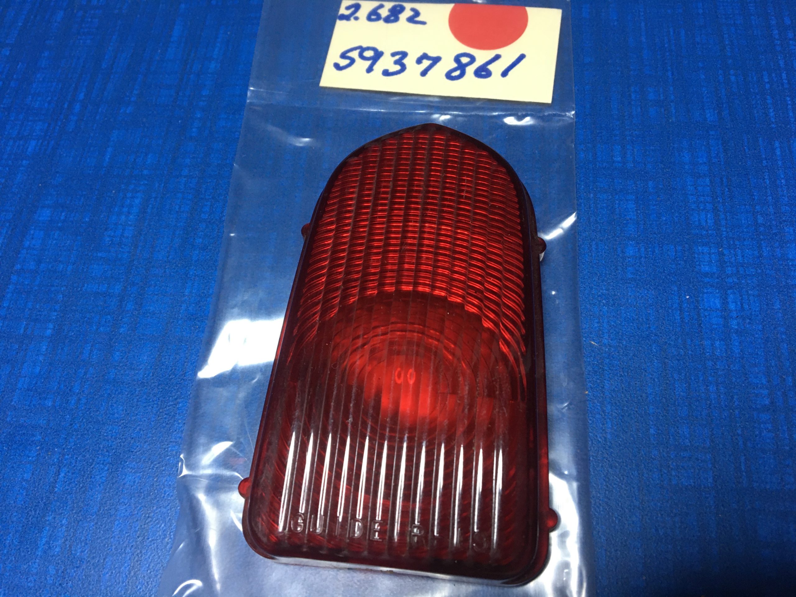 1949 Chevrolet NOS Tail Lamp Lens GM 5937861 Oldsmobile Obsolete