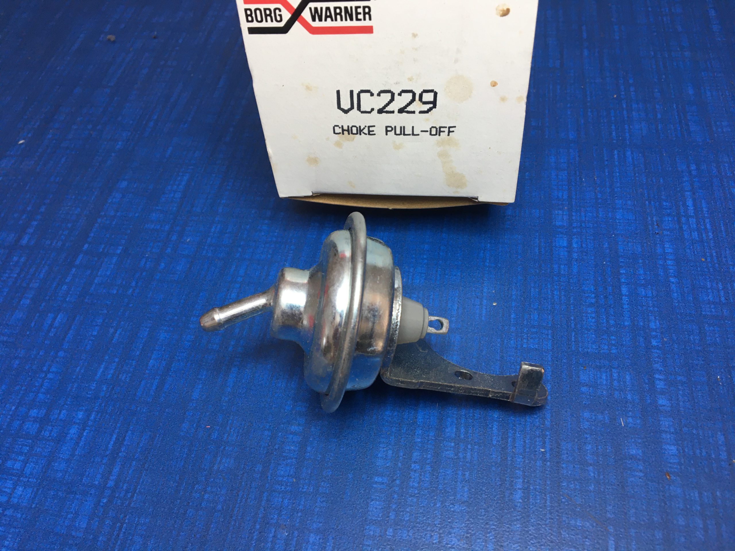 thumbnail image 2 of Borg Warner VC430 Choke Pull-Off – Automatic Choke Diaphragm For Carbureted Engines 2 of 10